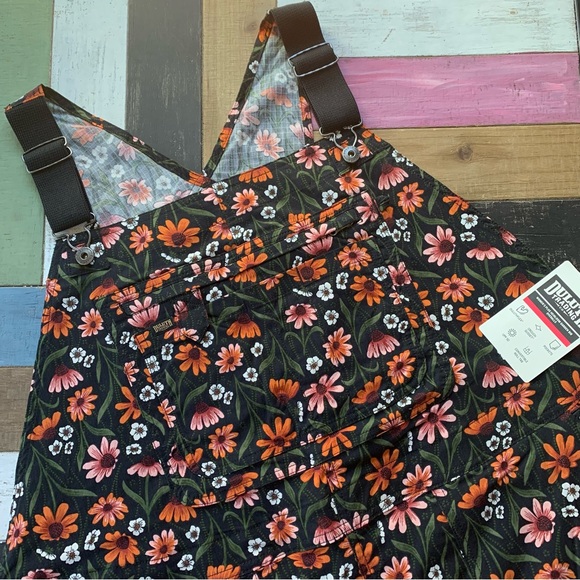 NWT Duluth 3X x31L Heirloom Gardening Bib Overalls Black Cornflowers Farm Bibs